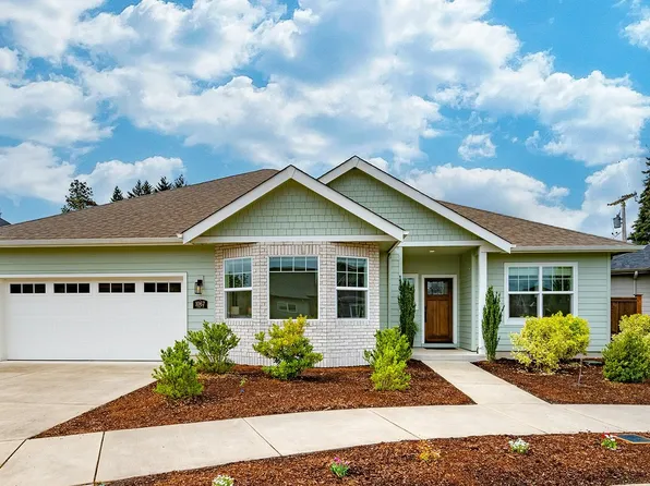 1067 Lupine St, Springfield, OR 97477