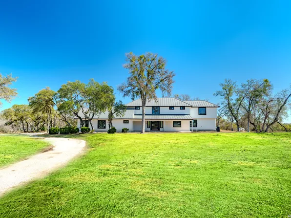 306 N Rolling Oaks Ln, San Antonio, TX 78253