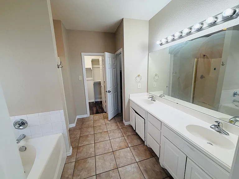 5904 Blackmon Ct — Photo 8