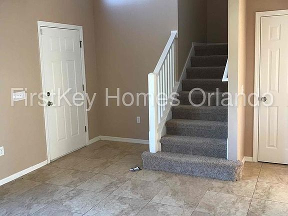 4th image of 210 Grouper Ct