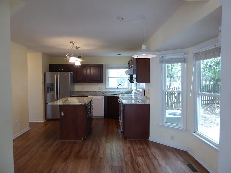 2333 Declaration Dr — Photo 6