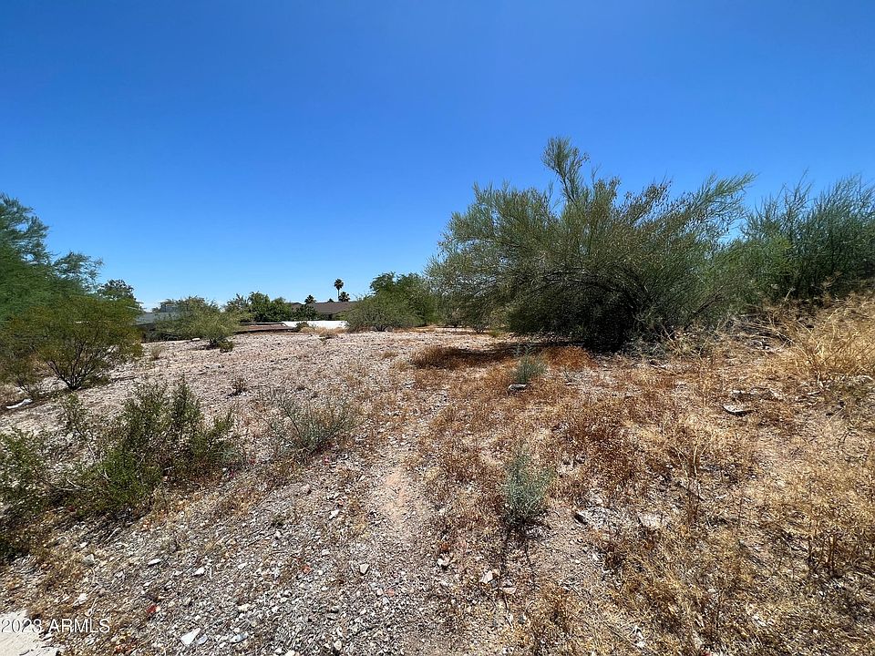 1st image of 1919 E LARKSPUR Drive #-