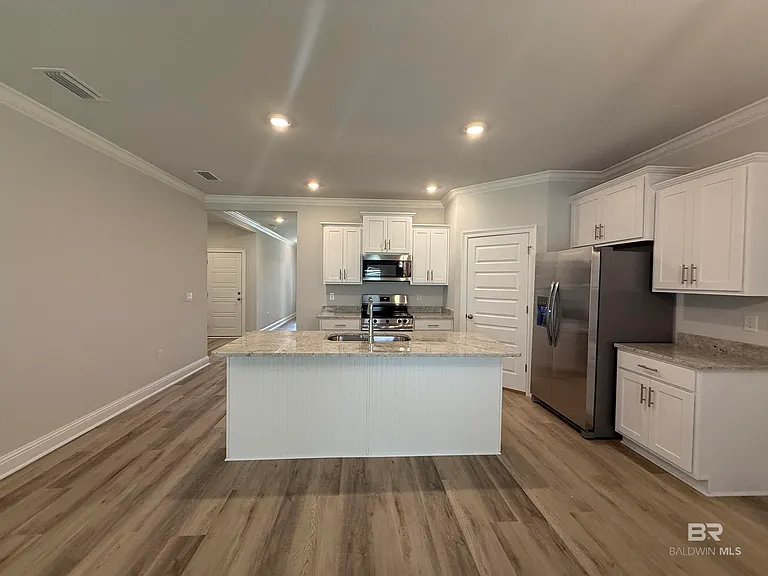 429 Parkerman Ave — Photo 4