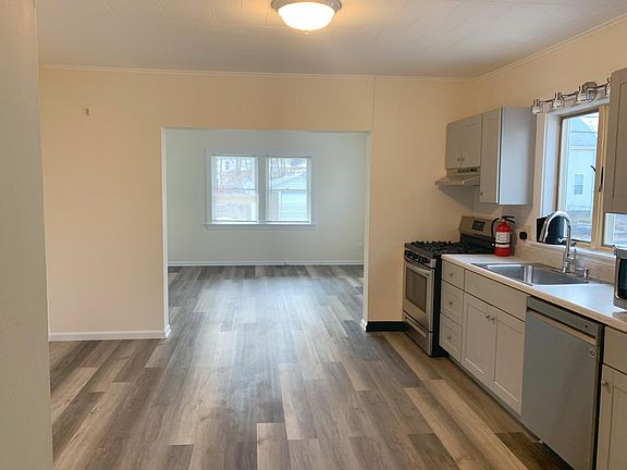 3rd image of 102 Phipps St #1