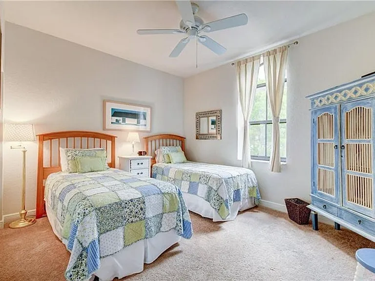 4169 Artesa Dr — Photo 10