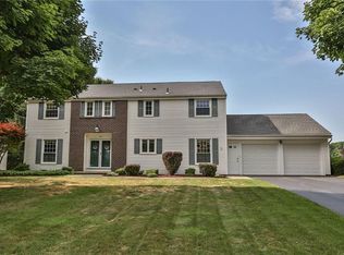 47 Old Forge Ln, Pittsford, NY 14534