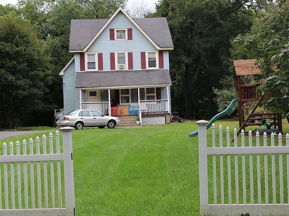 1st image of 23 Lincoln St