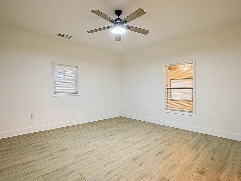 1170 Niles Ave NW — Photo 12