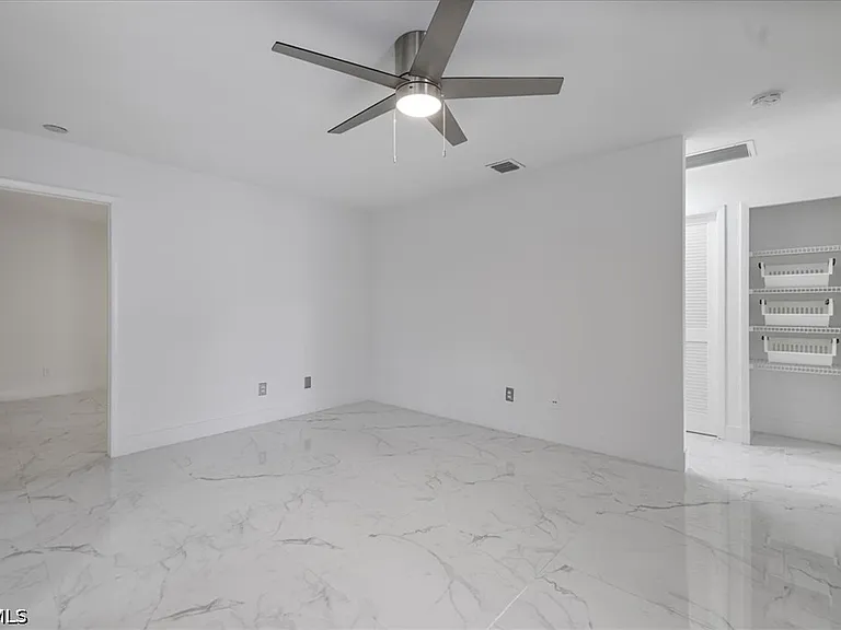 1212 SE 6th Ter #83 — Photo 8