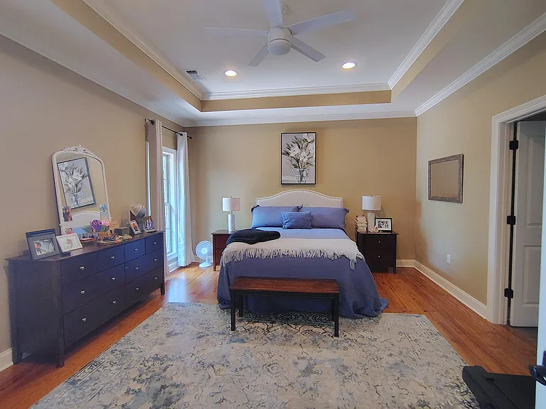 51 S Kingsmill — Photo 22
