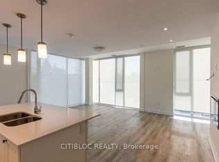 200 Woodbine Ave #301, Toronto, ON M4L3P2