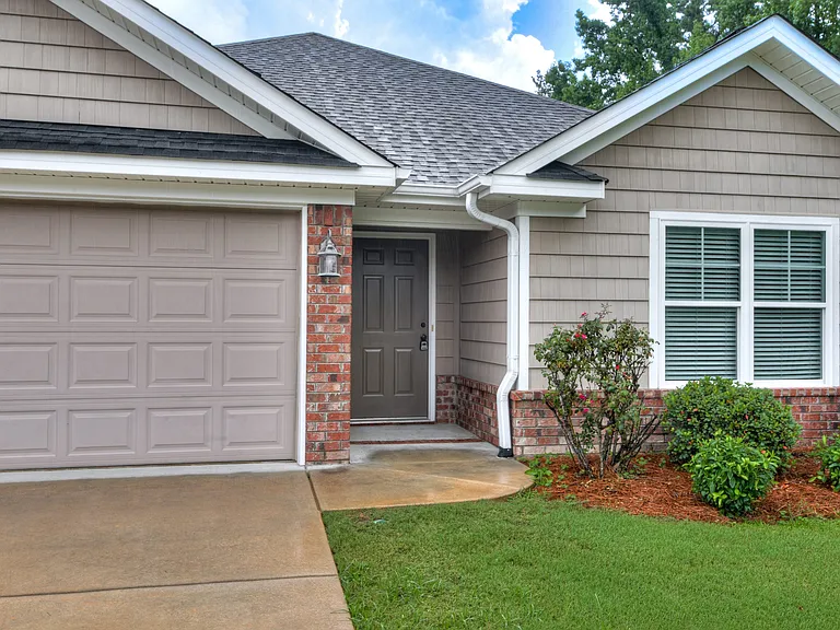 2110 Red Maple Trce — Photo 4