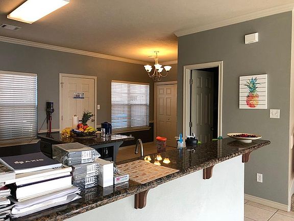 5th image of 165 Forest Dr #165