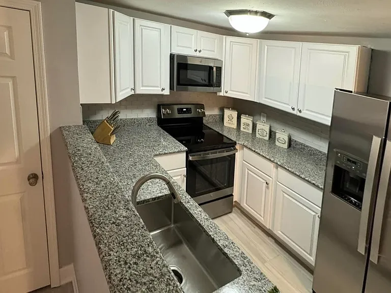 1 Clinton Ct #1 — Photo 8