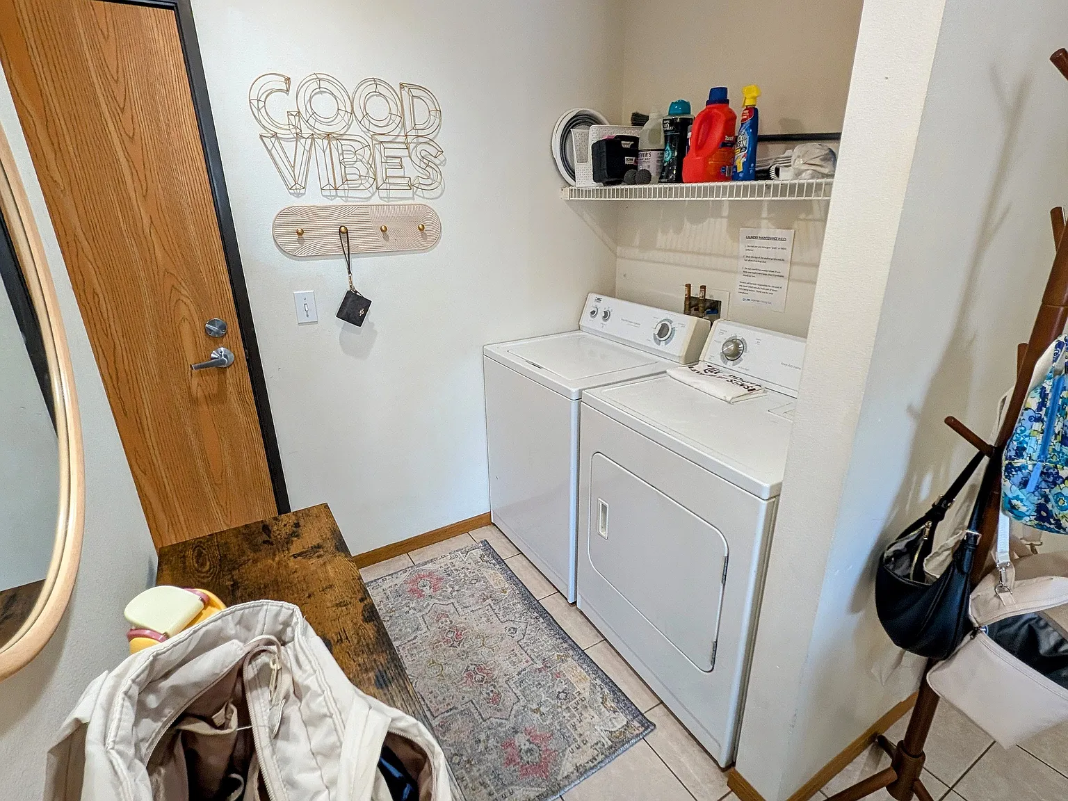 4 bed, 1200 sqft, $1,940 — Photo 4