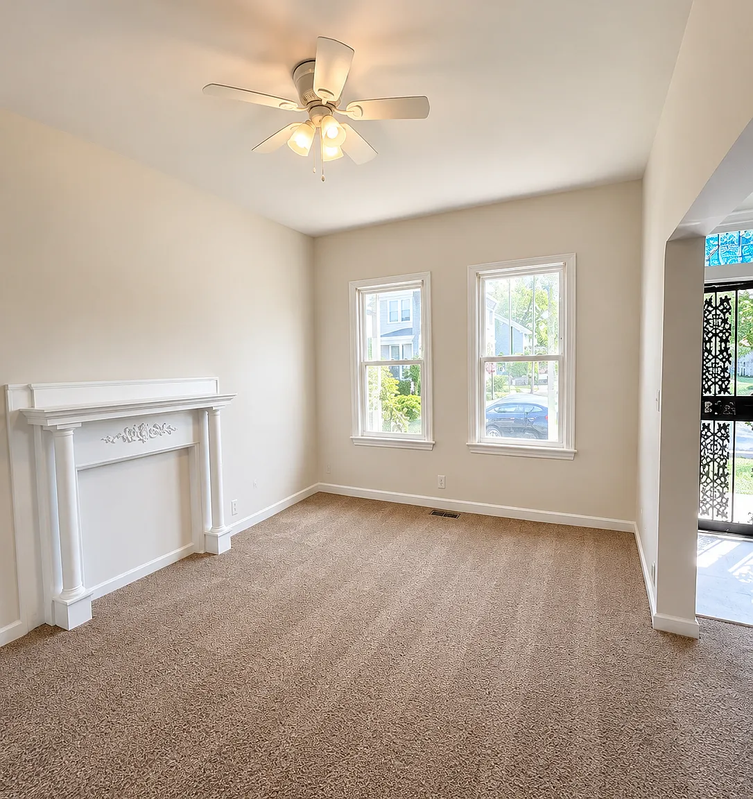 2 bed, 1.5 bath, 1136 sqft, $1,599 — Photo 3