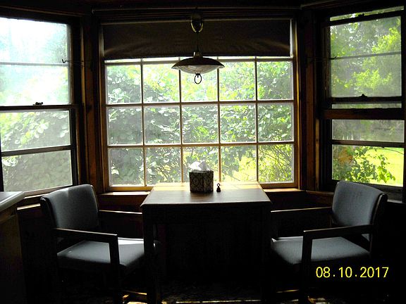 Bay window in kitchen
