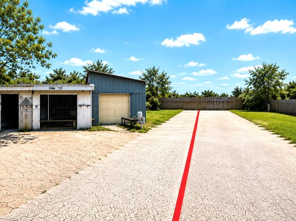 4515 Stassen St, Houston, TX 77051