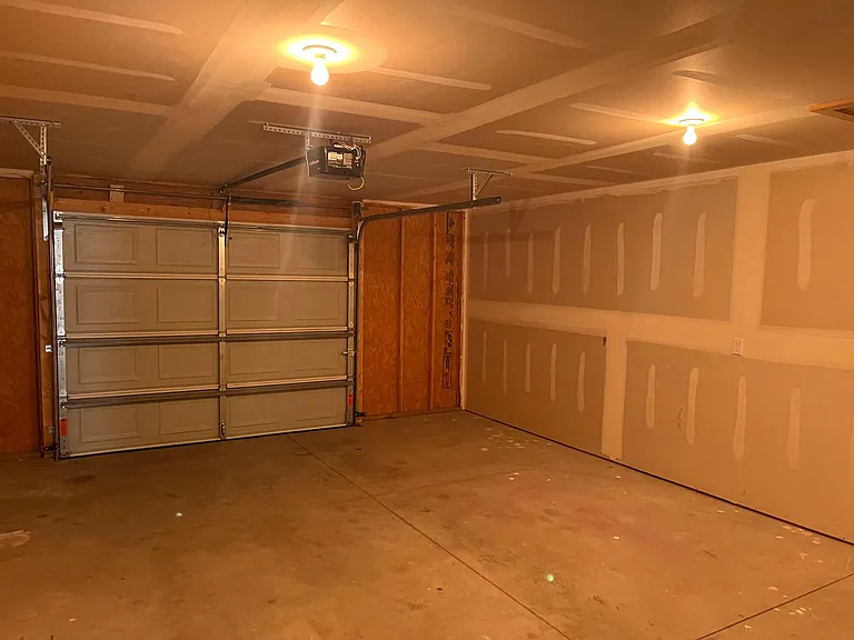 519 W Meadow Creek Cir — Photo 8