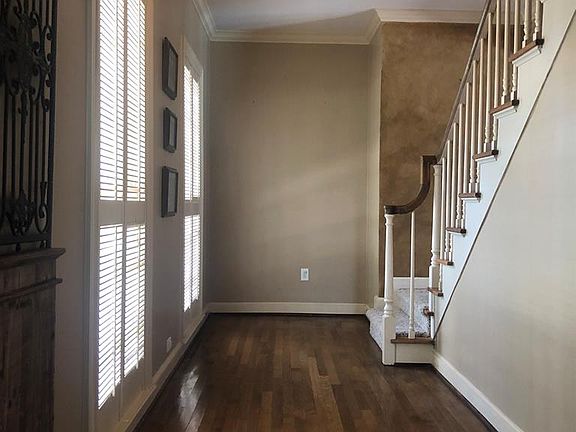 2nd image of 1001 6th St