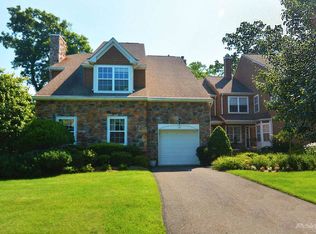 48 Hunter Rd N, Haledon, NJ 07508