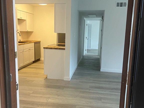 4th image of 2300 W Michigan Ave #20