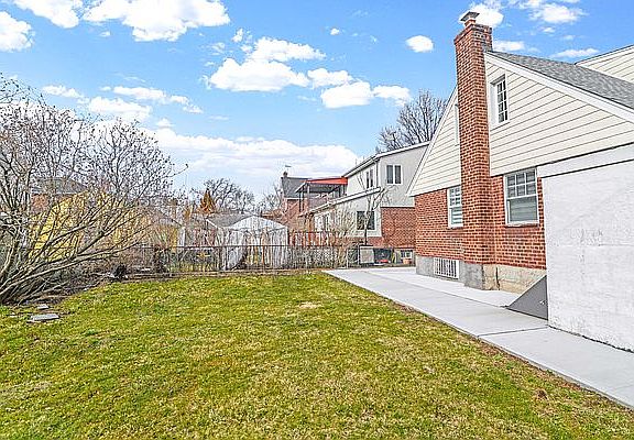 4th image of 42-36 193rd St #3