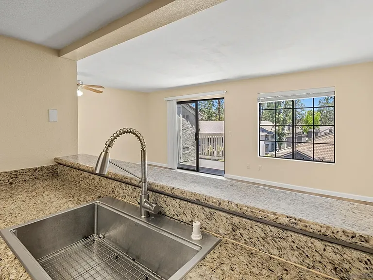 14996 Avenida Venusto #28 — Photo 11
