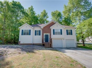 133 Windsong Dr, Social Circle, GA 30025