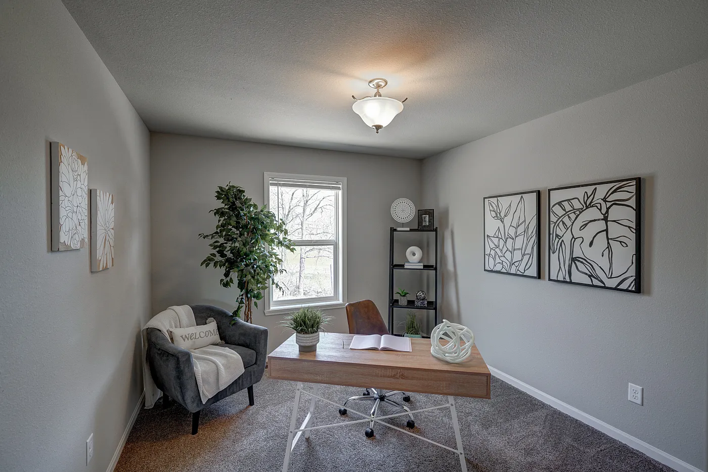 605-611 McKay Way - 1 — Photo 4