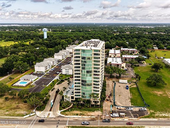 5th image of 2060 Beach Blvd Unit 1206