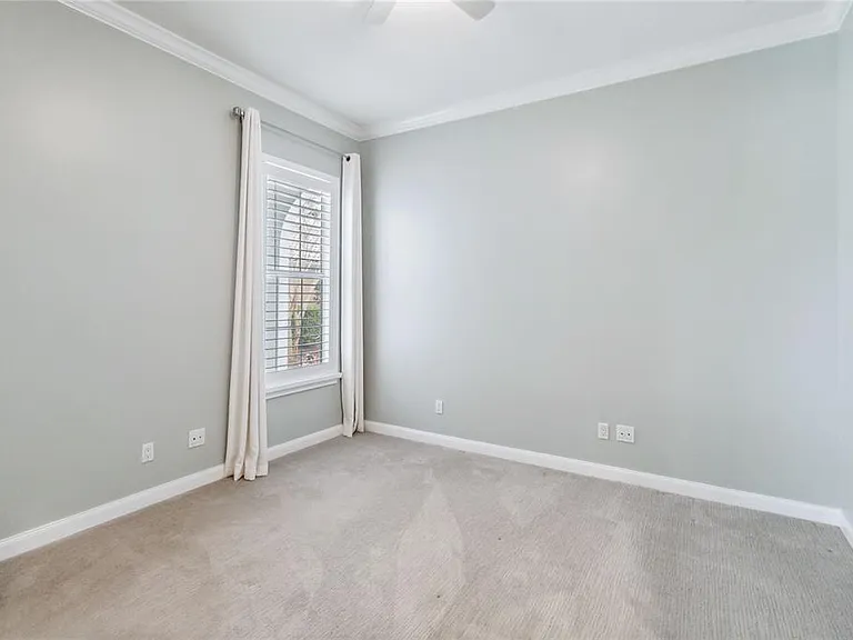 11819 Batello Ln — Photo 18