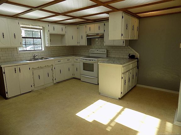 2nd image of 218 E 3rd Penn W