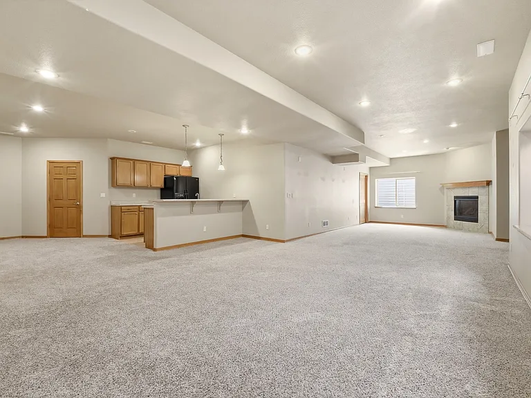 1630A Oakmont Dr — Photo 21
