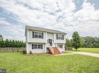 12271 Coulter Ln, Ruther Glen, VA 22546