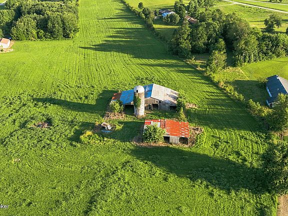 3rd image of 4080 Fairgrounds Rd