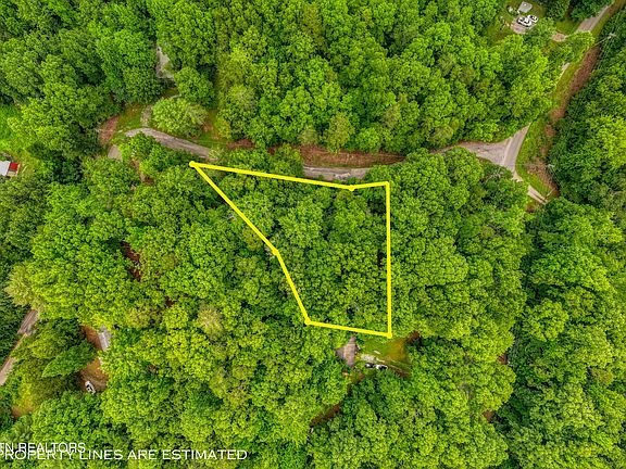 2nd image of Lake Overlook Dr