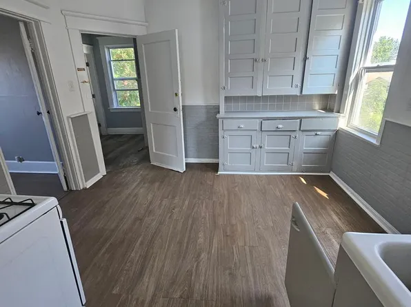 1404 E Lake Rd #2, Erie, PA 16507