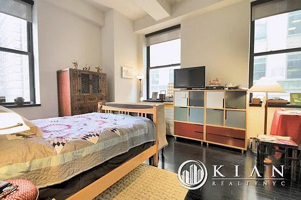 Rented by Kian Realty | media 4