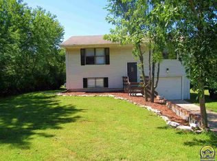 513 SE Rice Rd, Topeka, KS 66607