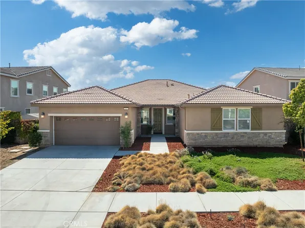 6885 Bank Side Dr, Jurupa Valley, CA 91752