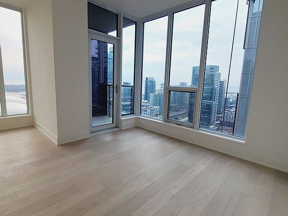 5th image of 15 Mercer St #3802