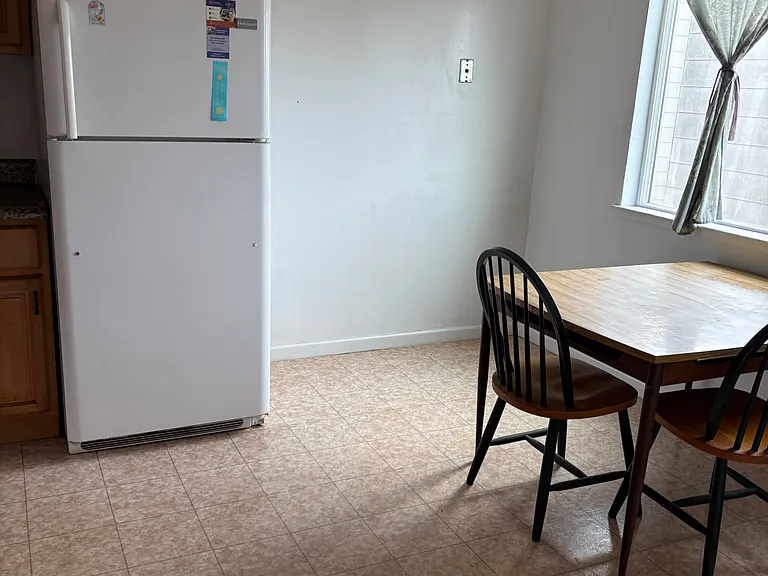 2915 Taraval St — Photo 4
