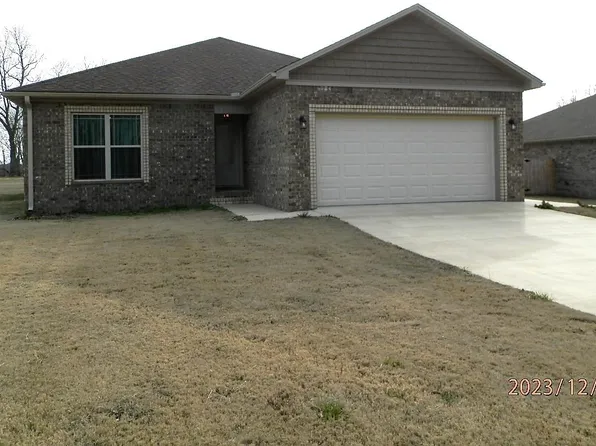 2042 County Road 94, Florence, AL 35634