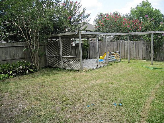  Detached patio in backyard