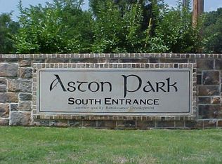 75 Aston Manor Dr, Eads, TN 38028