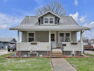 813 9th Ave E, Oskaloosa, IA, 52577