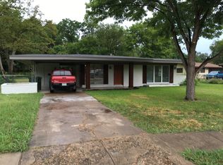 949 Old Orchard Rd, Garland, TX 75041