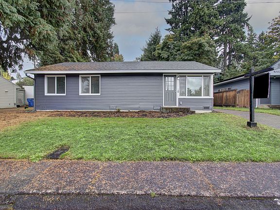 3rd image of 4005 E 15th St