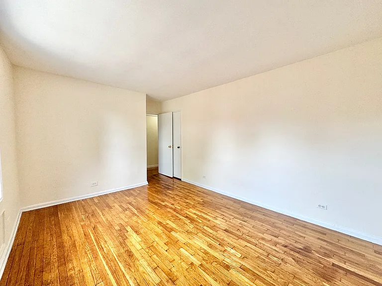 38-15 Bowne St #2B — Photo 10